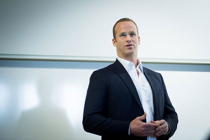 Andurand's Oil Hedge Fund Suffers Record-Breaking Loss, Plunges Over 50%